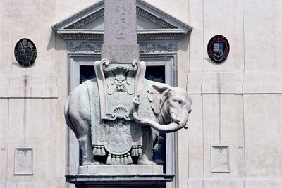 Ein Elefant, der einen Obelisken trägt, 1667 von Gian Lorenzo Bernini